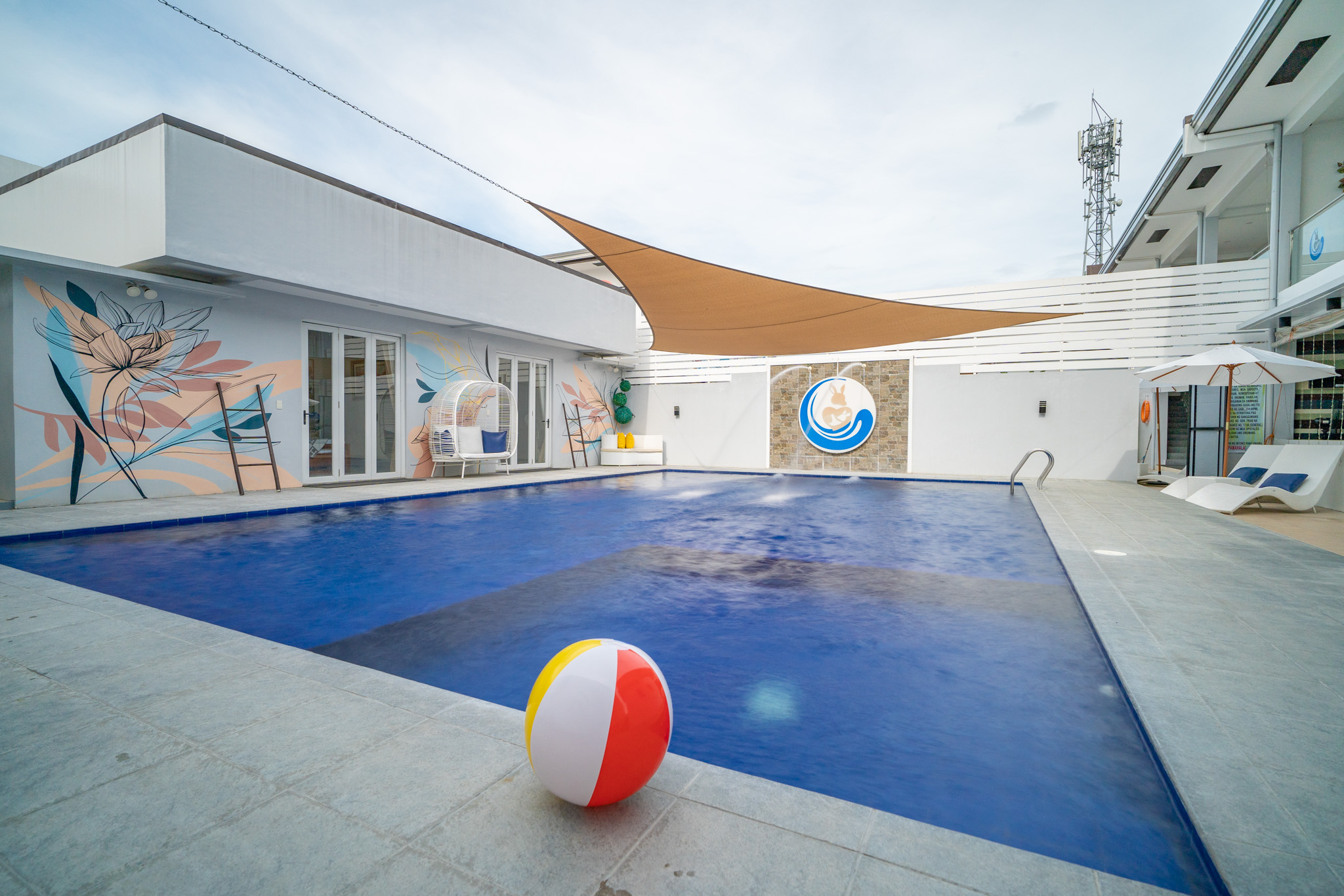 Resort pool lounge